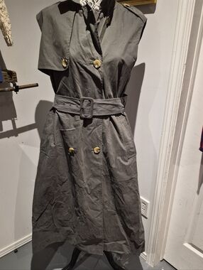 ZARA Sleeveless Trench Dress in Olive Gray with Belt